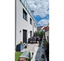 Haus zum Kaufen in Eschborn 950.000,00 € 165 m²