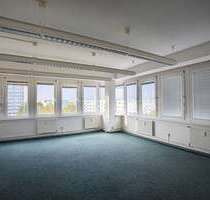 Büro in Schwerin 568,40 € 81.2 m²