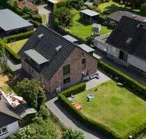 Haus zum Mieten in Hoisdorf 2.550,00 € 150 m²