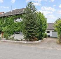Haus zum Kaufen in Hessisch Oldendorf 290.000,00 € 204 m²