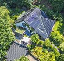 Haus zum Kaufen in Burscheid 980.000,00 € 313 m²