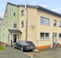 Haus zum Kaufen in Steinwiesen 77.000,00 € 156 m²