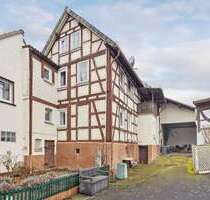 Haus zum Kaufen in Mücke 109.000,00 € 121.74 m²