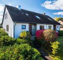 Haus zum Mieten in Schenefeld 1.800,00 € 125.95 m²