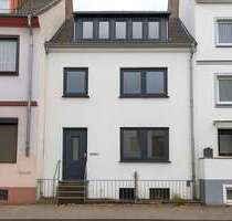 Haus zum Kaufen in Bremen Woltmershausen 569.000,00 € 228.41 m² - Bremen / Woltmershausen