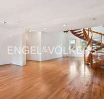 Wohnung zum Kaufen in Frankfurt am Main 2.400.000,00 € 339 m²