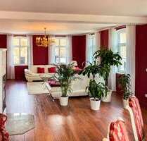 Haus zum Kaufen in Neustadt 380.000,00 € 328.7 m²