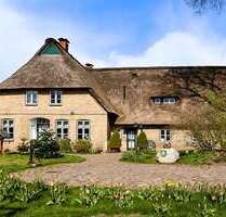 Haus zum Kaufen in Schafstedt 690.000,00 € 340 m²