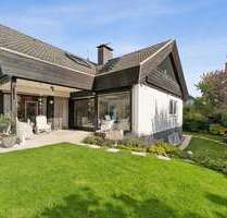 Haus zum Kaufen in Wiesbaden-Nordenstadt 725.000,00 € 208 m²