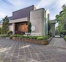 Haus zum Kaufen in Mannheim Niederfeld 1.350.000,00 € 279 m² - Mannheim / Niederfeld