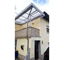 Haus zum Mieten in Niedernhausen-Engenhahn 690,00 € 90 m²