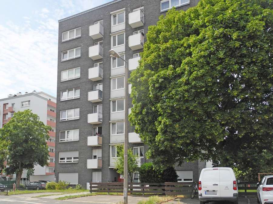 Wohnung zum Kaufen in Bergheim 99.000,00 € 70 m²
