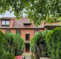 Haus zum Kaufen in Hamburg 745.000,00 € 304 m²