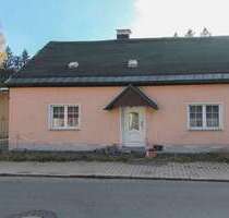 Haus zum Kaufen in Neuhausen 58.500,00 € 148.23 m²