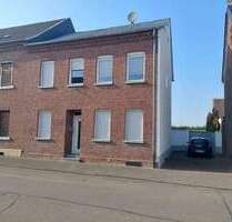 Haus zum Kaufen in Elsdorf 360.000,00 € 190.93 m²
