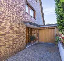 Haus zum Kaufen in Langenfeld 710.000,00 € 184 m²