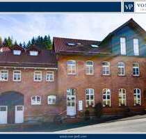 Haus zum Kaufen in Schleusingen Altendambach 399.000,00 € 390 m² - Schleusingen / Altendambach