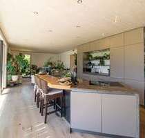 Haus zum Mieten in Kirchheim 3.990,00 € 270 m²