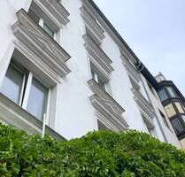 Haus zum Kaufen in Düsseldorf 2.100.000,00 € 560 m²