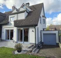 Haus zum Kaufen in Oberhausen 699.000,00 € 185 m²