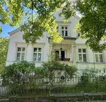 Haus zum Kaufen in Läsikow 1.180.000,00 € 400 m²