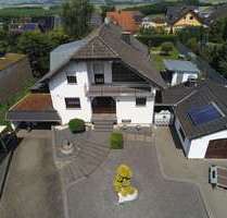 Haus zum Kaufen in Kalt 565.000,00 € 210.17 m²