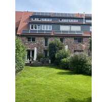 Haus zum Mieten in Mannheim 2.400,00 € 240 m²