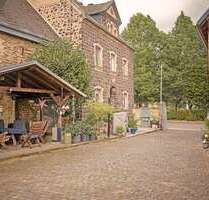 Haus zum Kaufen in Naunheim 389.000,00 € 195 m²