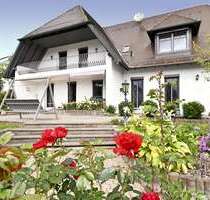 Haus zum Kaufen in Neufahrn 920.000,00 € 270 m²