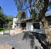 Haus zum Mieten in Langenfeld 2.490,00 € 166 m²