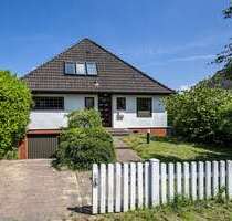 Haus zum Kaufen in Hamburg Poppenbüttel 845.000,00 € 199 m² - Hamburg / Poppenbüttel