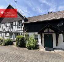 Haus zum Kaufen in Reichshof 259.000,00 € 210 m²