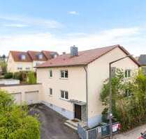 Haus zum Kaufen in Regensburg 950.000,00 € 220 m²