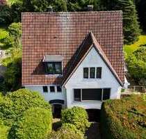 Haus zum Kaufen in Essen Bredeney 1.249.000,00 € 205 m² - Essen / Bredeney