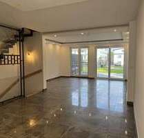 Haus zum Mieten in Offenbach am Main 2.750,00 € 165 m²