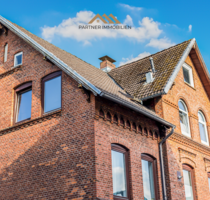 Haus zum Kaufen in Kiel 649.000,00 € 300 m²