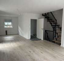 Haus zum Mieten in Langenfeld-Immigrath 1.950,00 € 121 m²