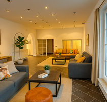 Wohnung zum Mieten in Engelskirchen 1.400,00 € 300 m²