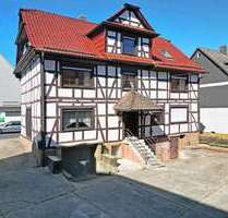 Haus zum Kaufen in Baunatal 310.000,00 € 290 m²
