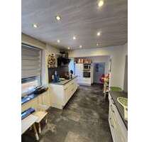 Haus zum Kaufen in Eppelborn 198.000,00 € 270 m²