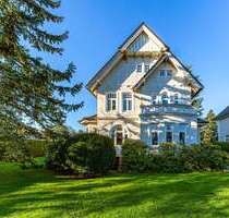 Haus zum Kaufen in Hamburg-Oldenfelde 2.250.000,00 € 268 m²