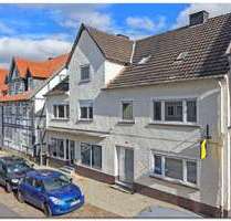 Haus zum Kaufen in Zierenberg 190.000,00 € 212 m²