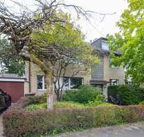 Haus zum Kaufen in Düsseldorf 950.000,00 € 365 m²