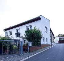 Haus zum Kaufen in Eschborn 875.000,00 € 270 m²