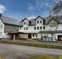Haus zum Kaufen in Dickenschied 490.000,00 € 415 m²