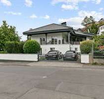 Haus zum Kaufen in Wachtberg 998.000,00 € 258 m²