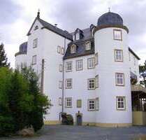 Wohnung zum Mieten in Weischlitz 1.260,00 € 280 m²