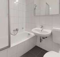 Wohnung zum Mieten in Halle 355,00 € 57.17 m²