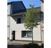 Haus zum Kaufen in Frechen 618.000,00 € 180 m²