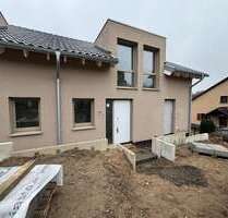 Wohnung zum Kaufen in Neunkirchen-Seelscheid 459.000,00 € 139.98 m²